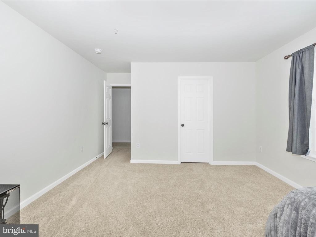 2744 Scarecrow Ter - Photo 33