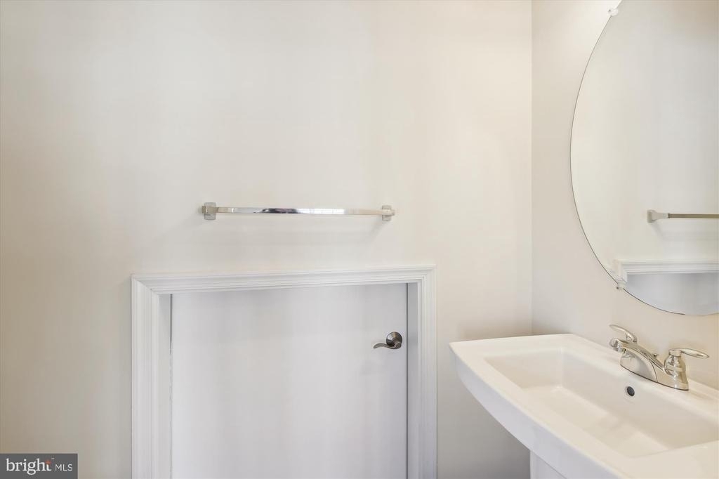67 Linden Place - Photo 24