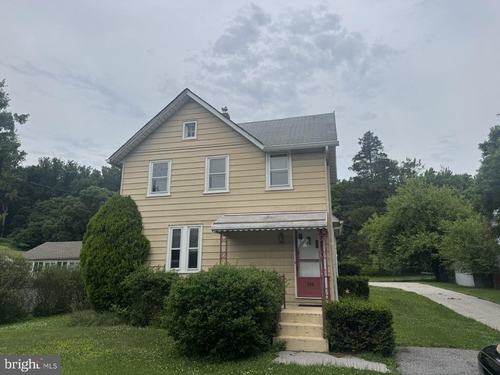 508 Warren Road - Photo 0