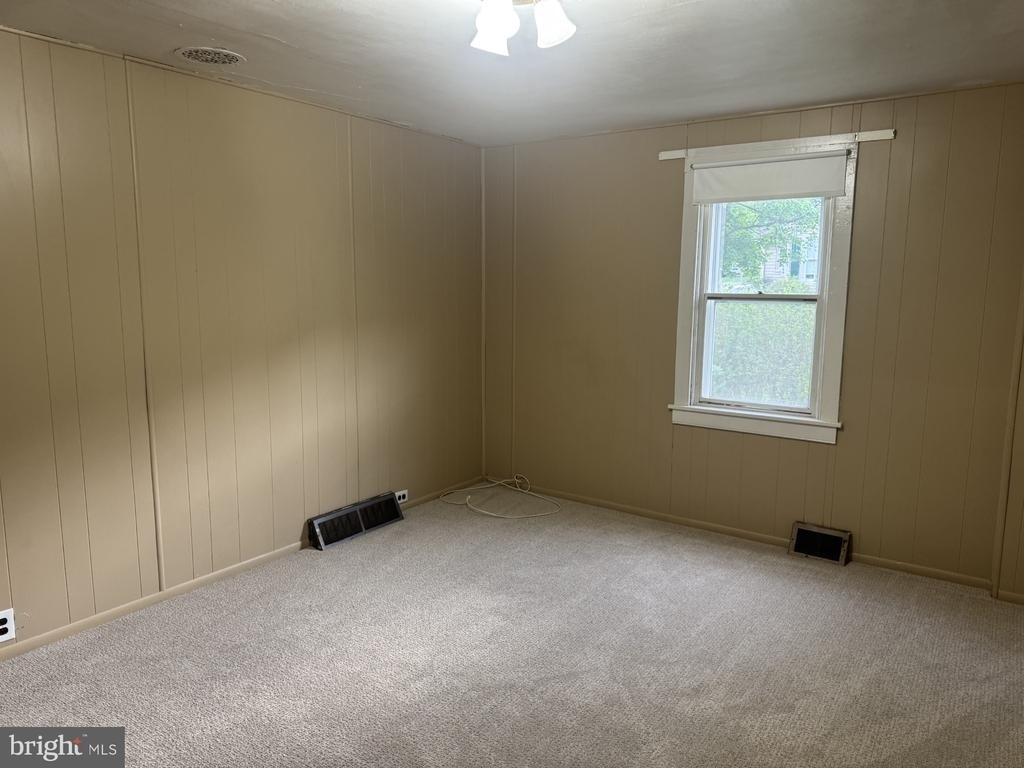 508 Warren Road - Photo 2