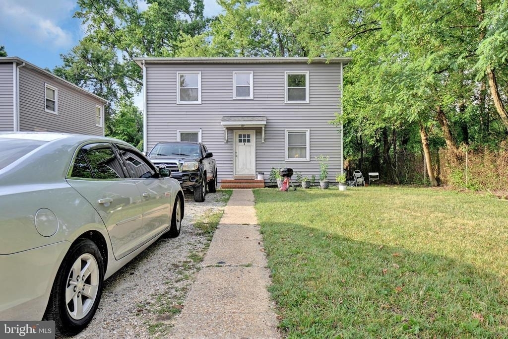 811 Seagrove Road E - Photo 18