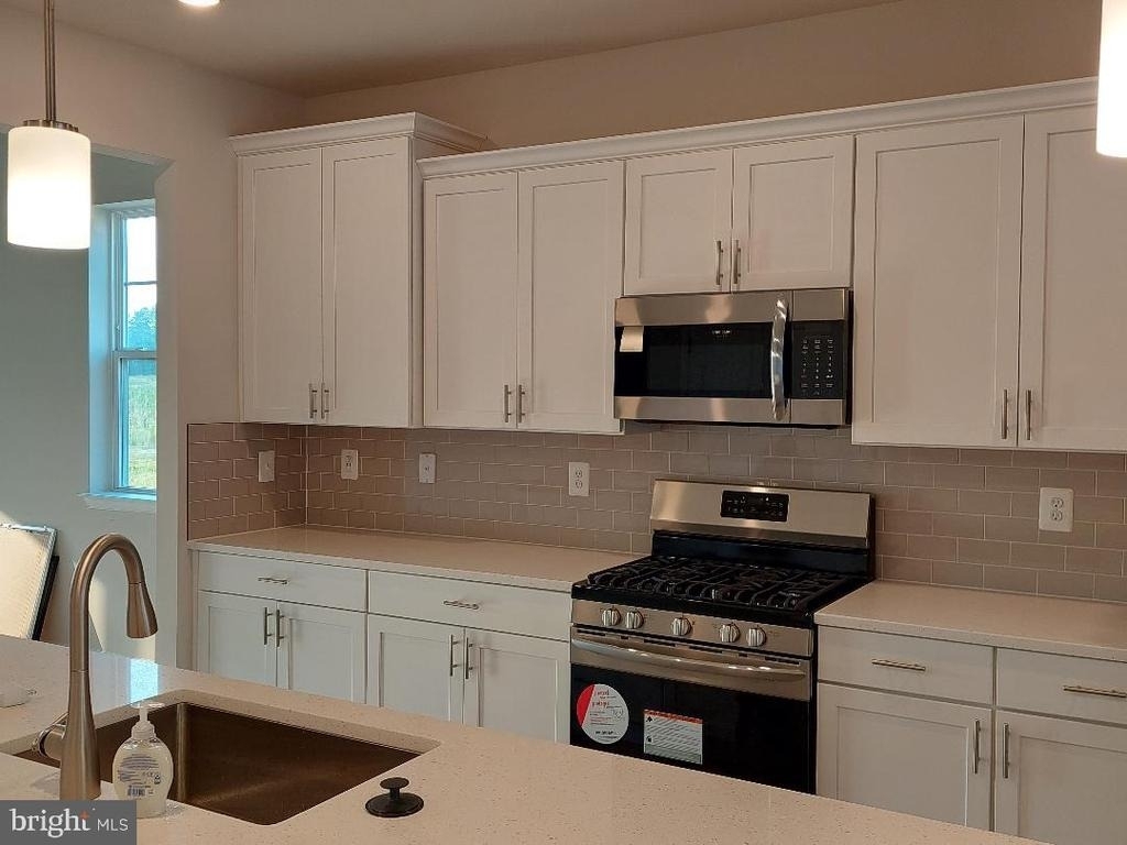 34381 Beaufort Court - Photo 4
