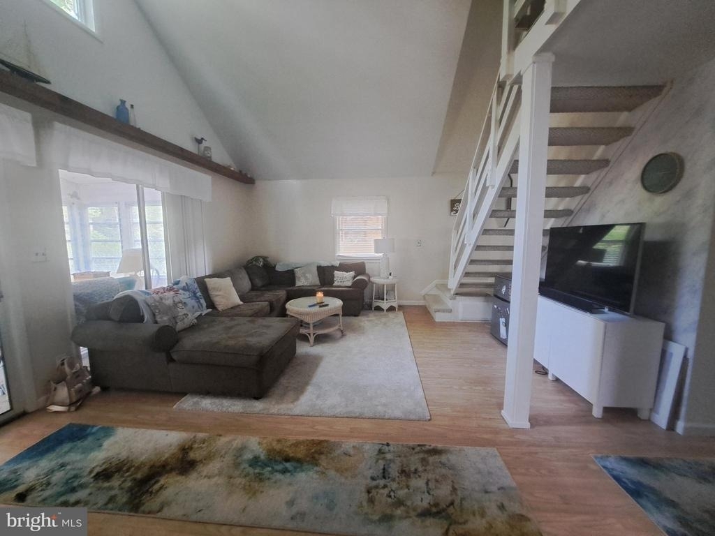 23020 Linden Drive - Photo 3