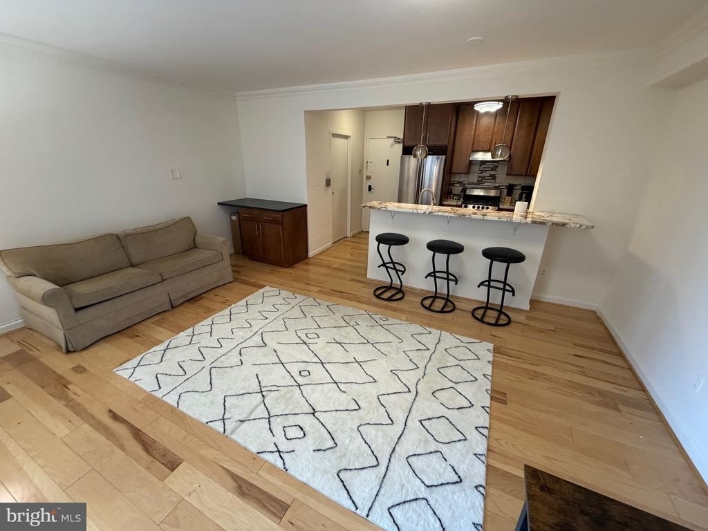950 25th Street Nw - Photo 2