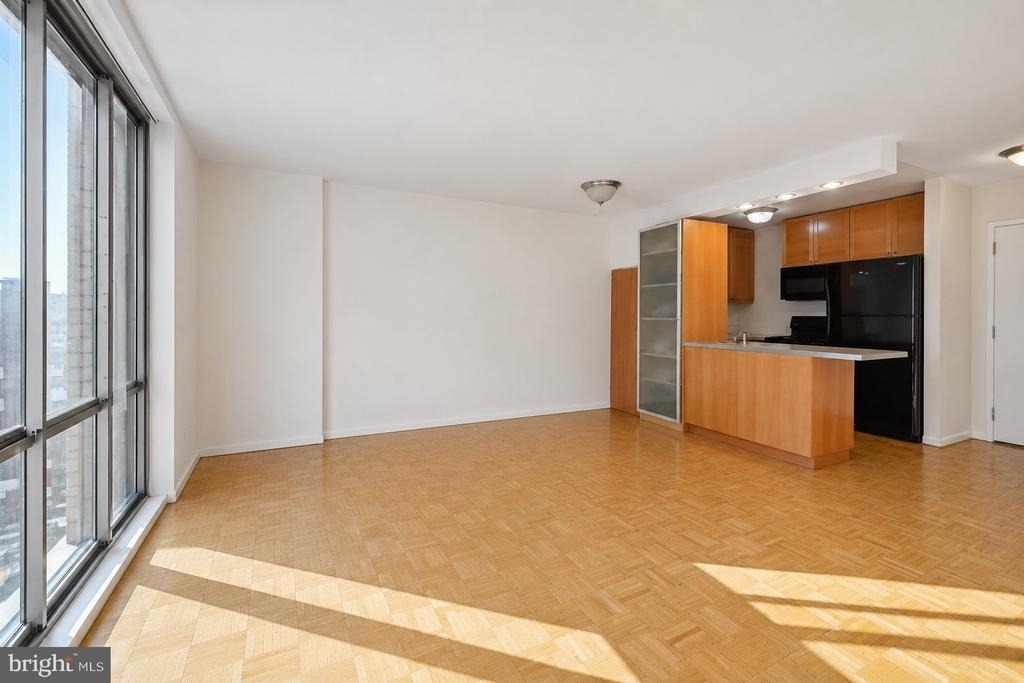 950 25th St Nw - Photo 1