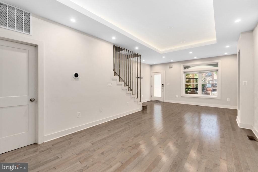 3223 13th Street Nw - Photo 3