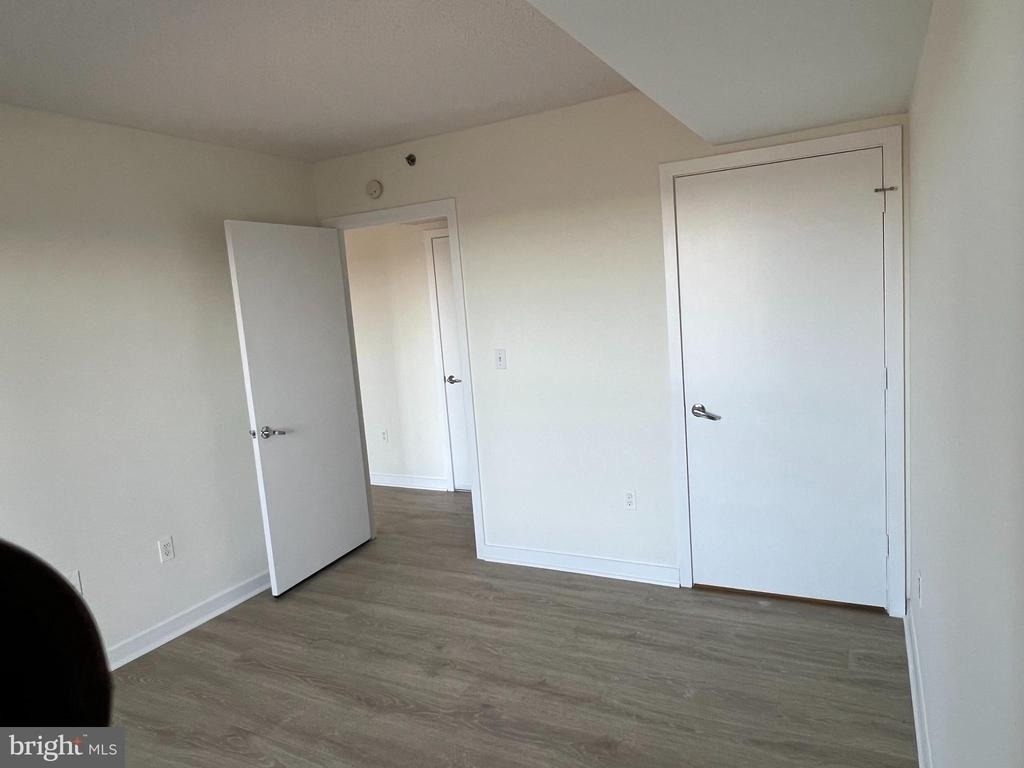 1275 25th Street Nw - Photo 5