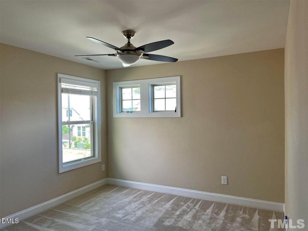 811 Rymark Court - Photo 16