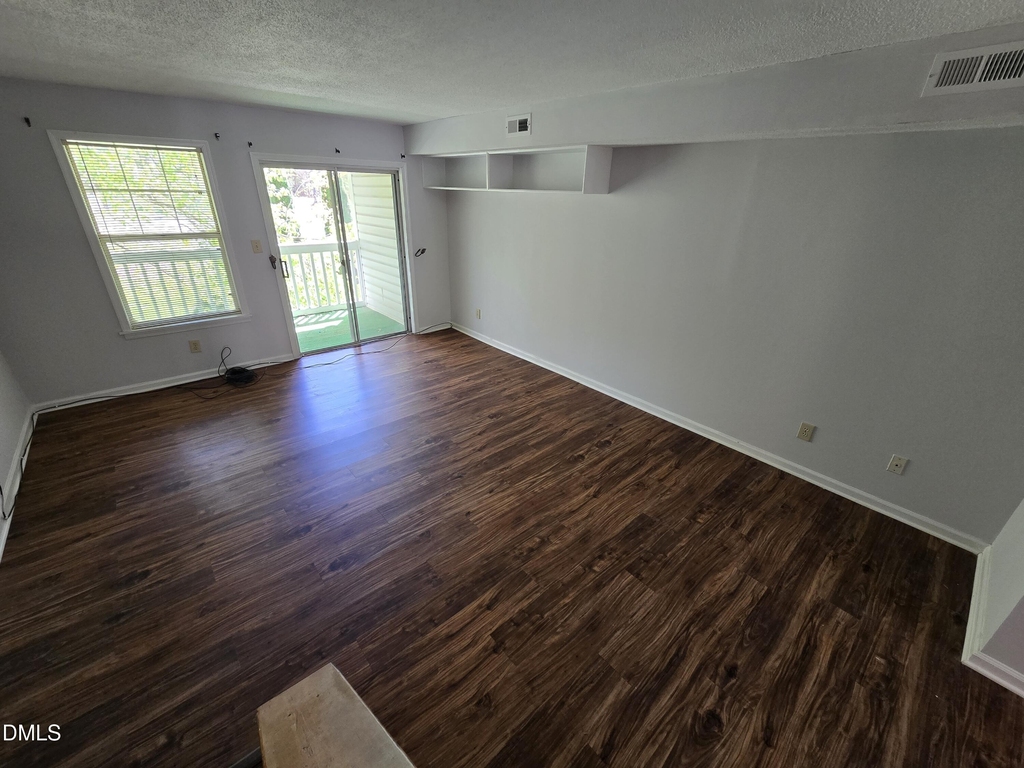 117 Kingsbury Drive - Photo 24