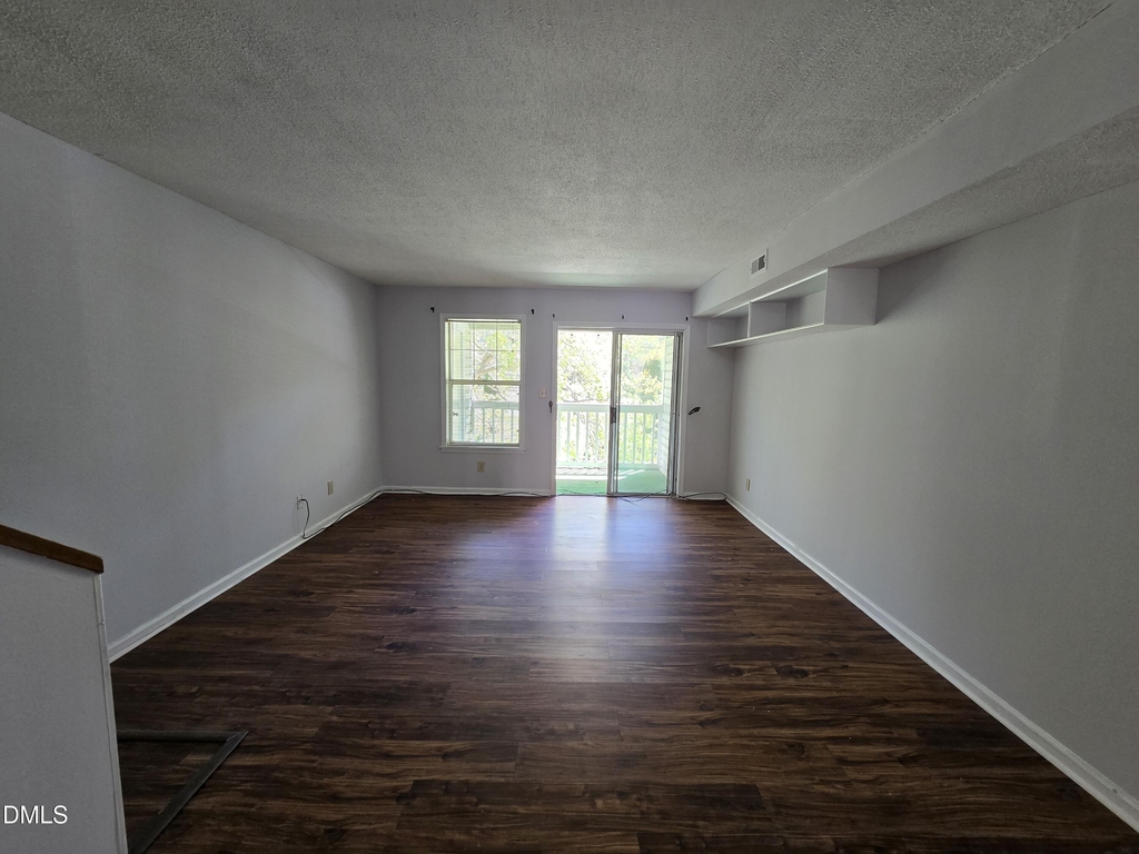 117 Kingsbury Drive - Photo 18