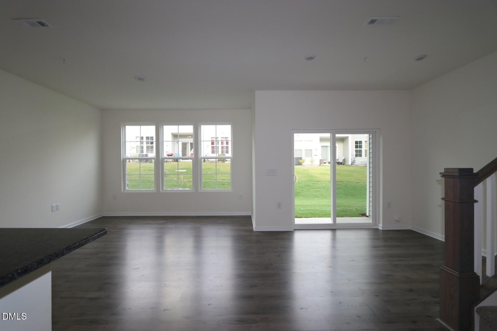 1012 Yatesbury Place - Photo 9