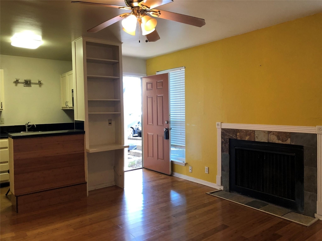 1000 W 26th St - Photo 3