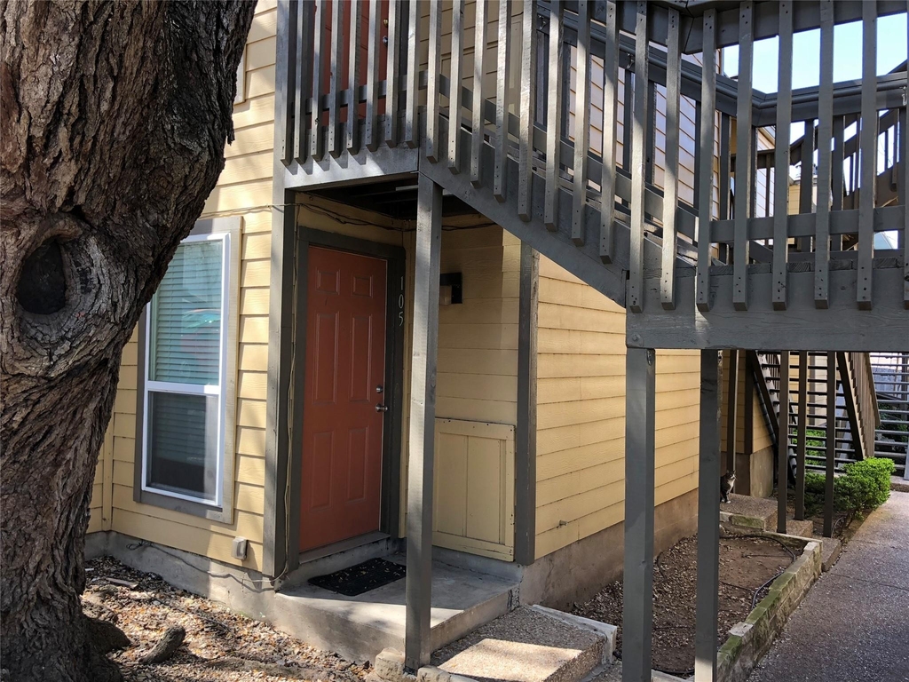 1000 W 26th St - Photo 1