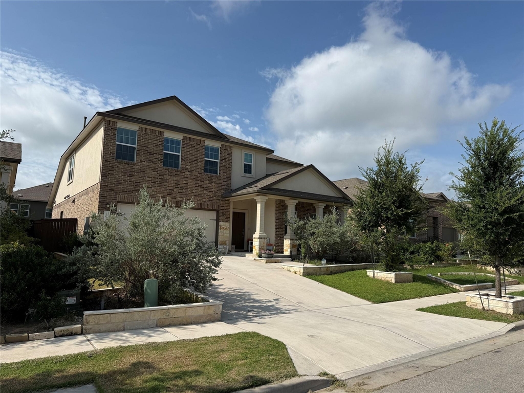 1008 Bluewood Bnd - Photo 0