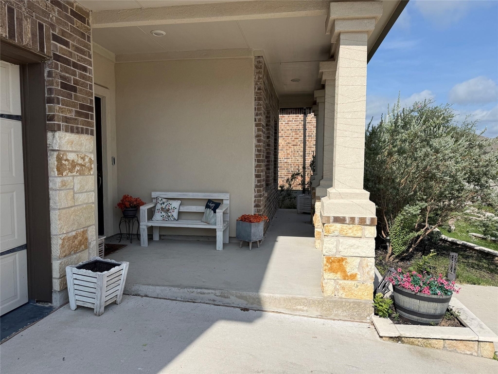 1008 Bluewood Bnd - Photo 12