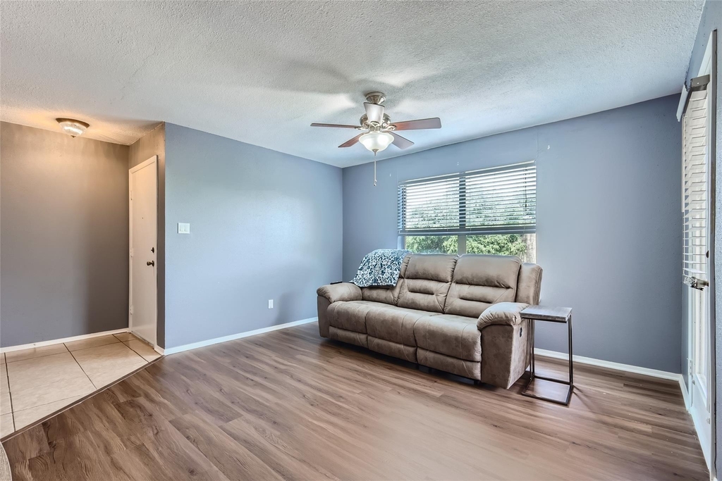 8210 Bent Tree Rd - Photo 3