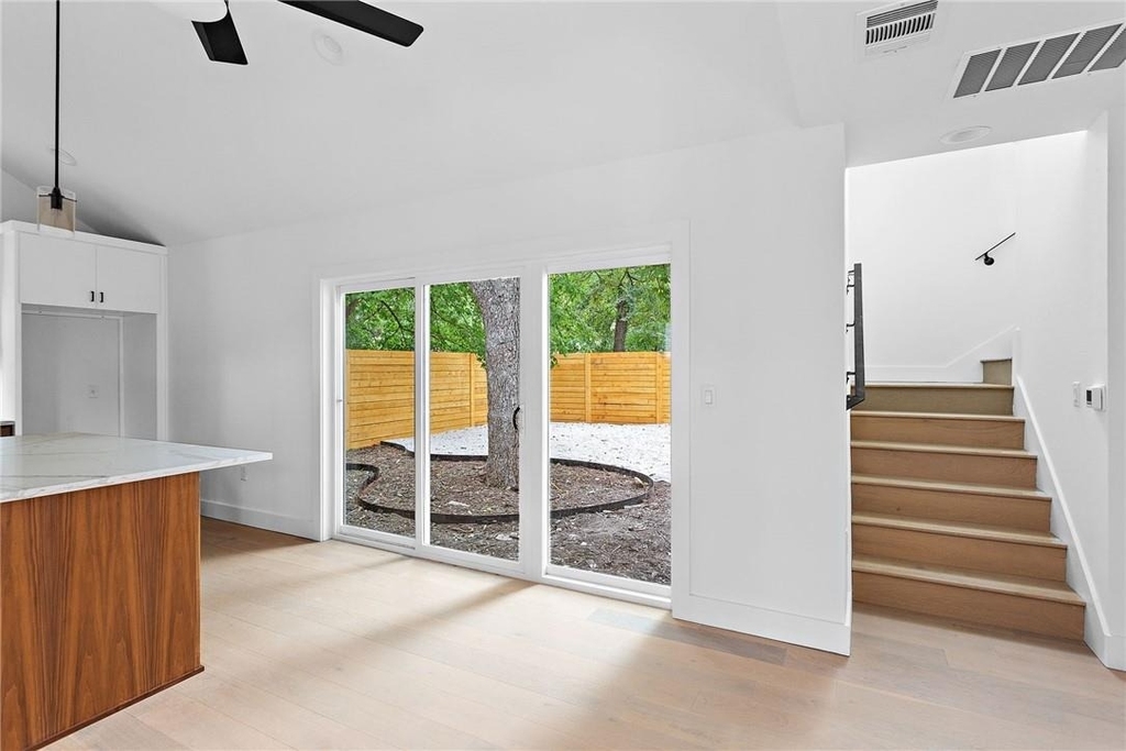 2813 Prado St - Photo 5