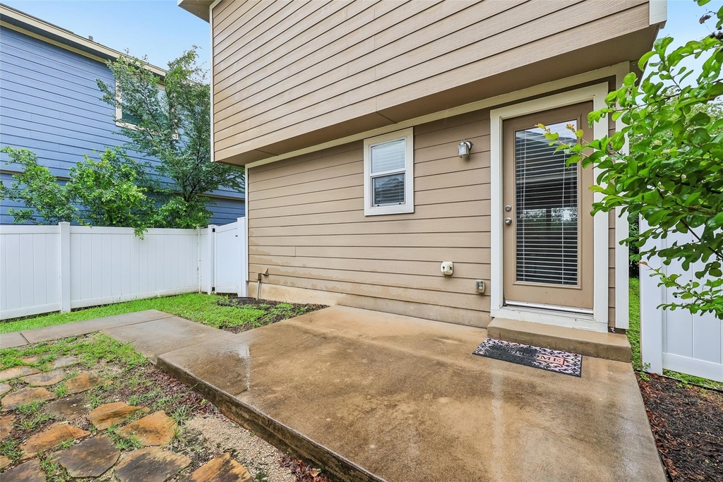 1808 Enchanted Rock Dr - Photo 27