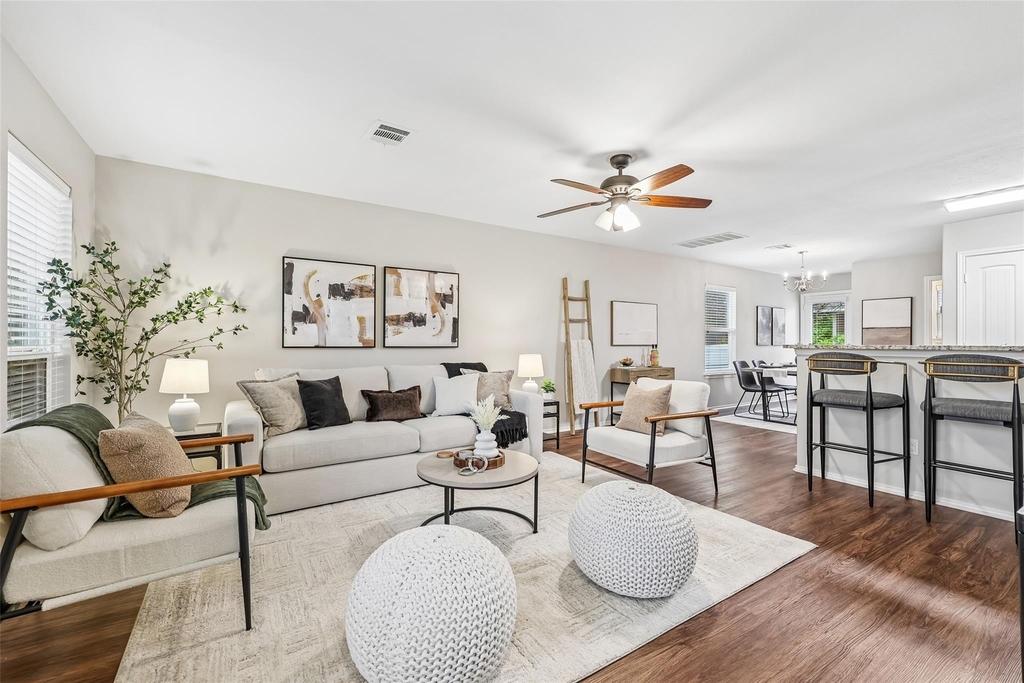 1808 Enchanted Rock Dr - Photo 1