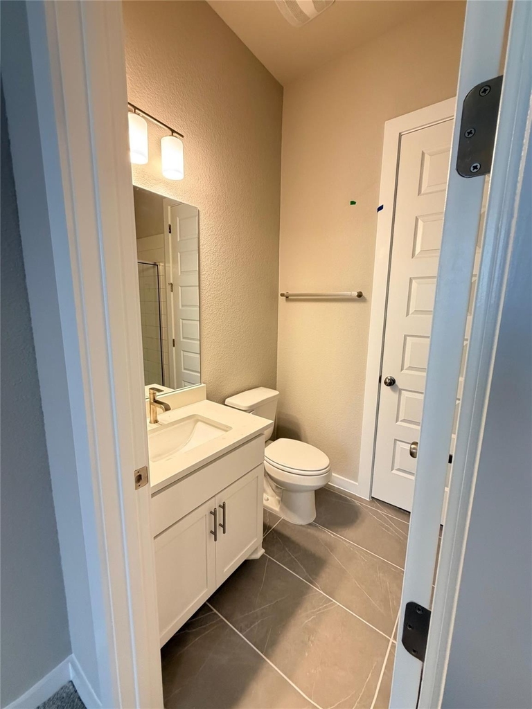 745 Beaverton Dr - Photo 4