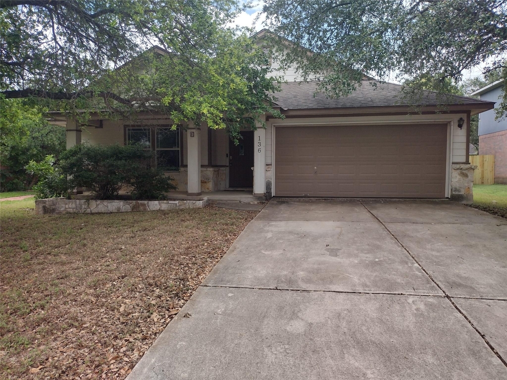 136 Trinity Dr - Photo 1