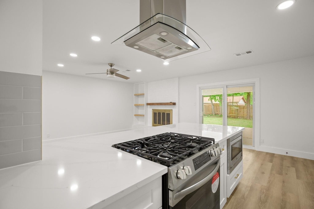 9006 Lodge Ct - Photo 6