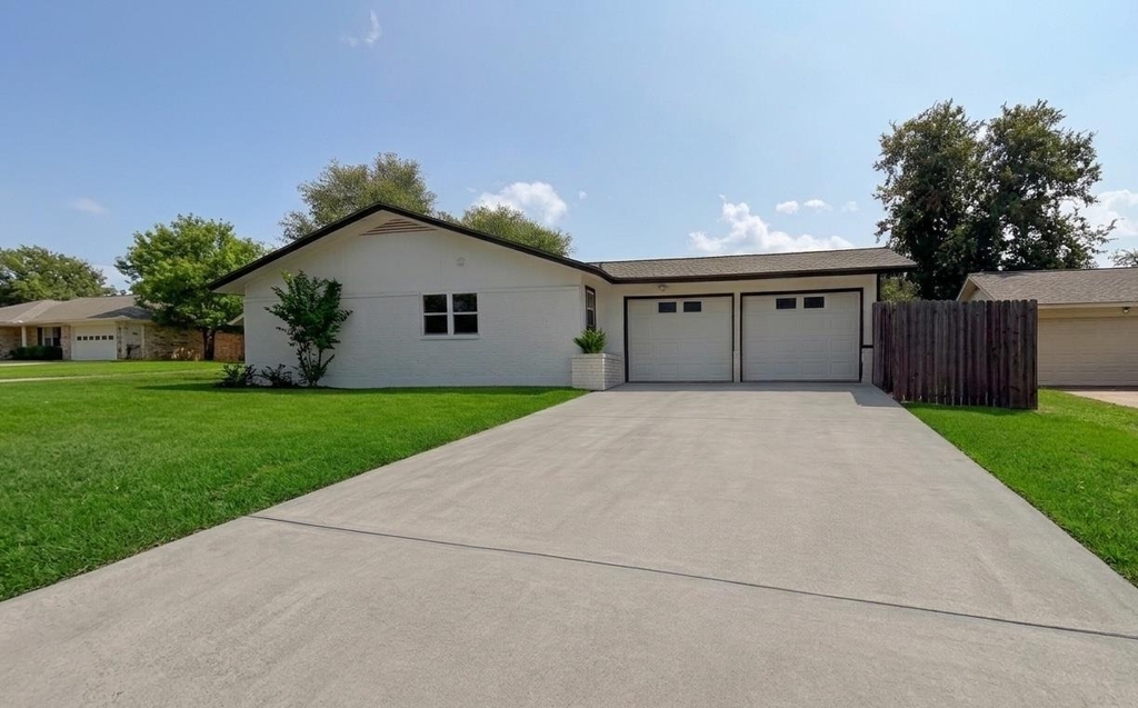 9006 Lodge Ct - Photo 13