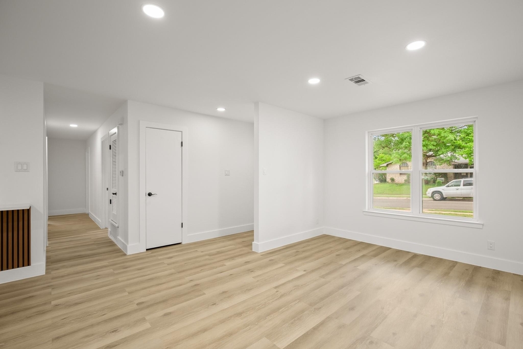 9006 Lodge Ct - Photo 11