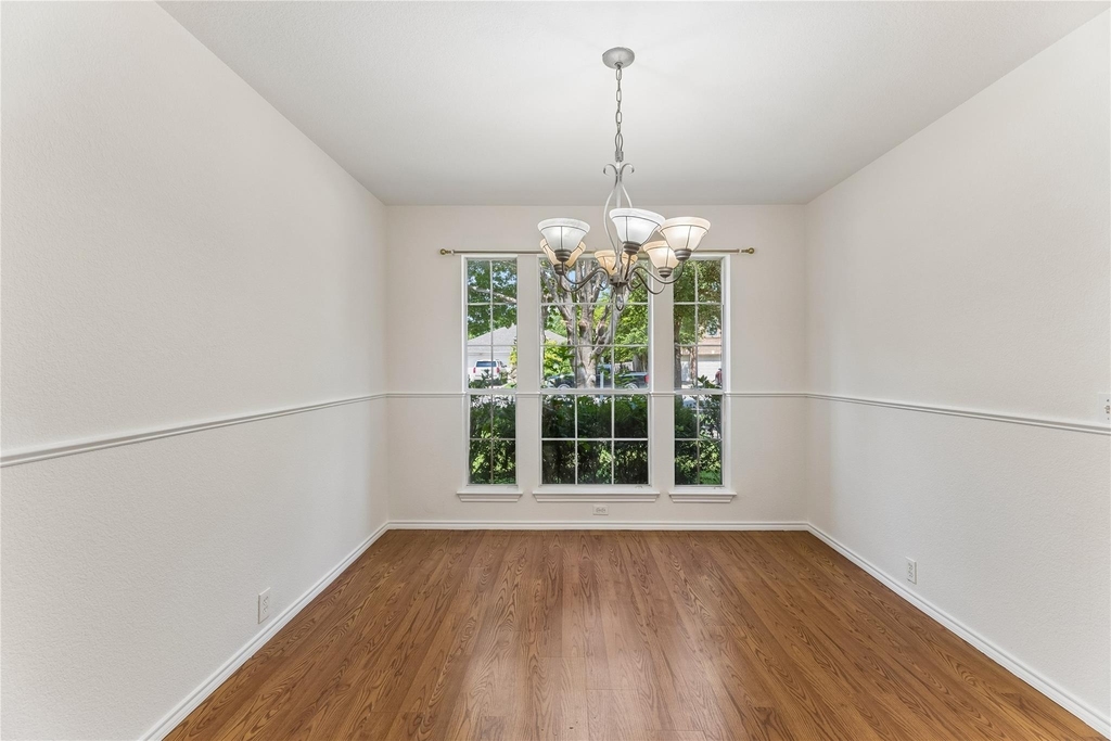 2372 Paradise Ridge Dr - Photo 3
