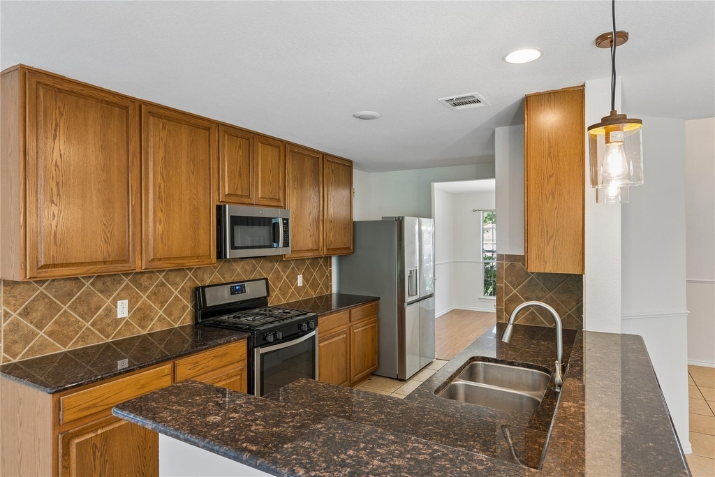 2372 Paradise Ridge Dr - Photo 10