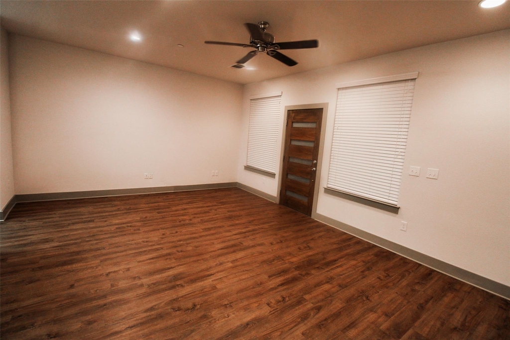 12208 Abbey Glen Ln - Photo 1