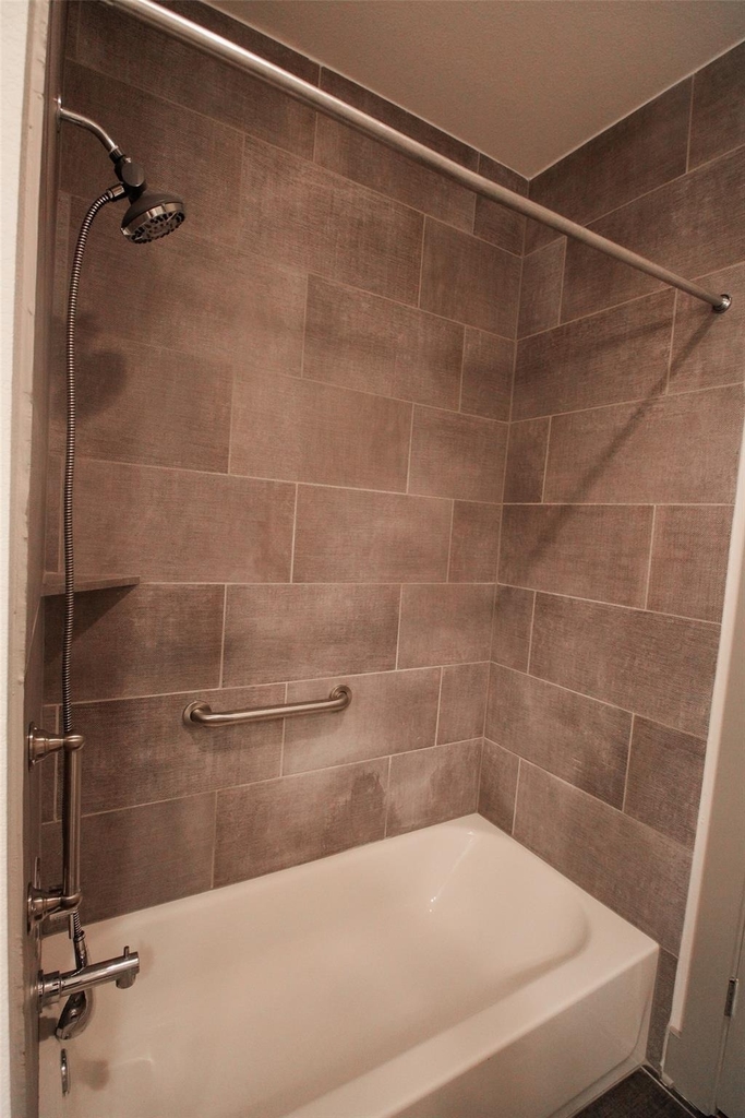 12208 Abbey Glen Ln - Photo 6
