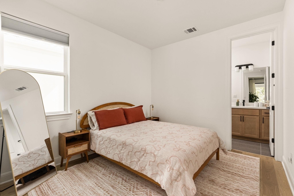 2132 Cavara Cv - Photo 18