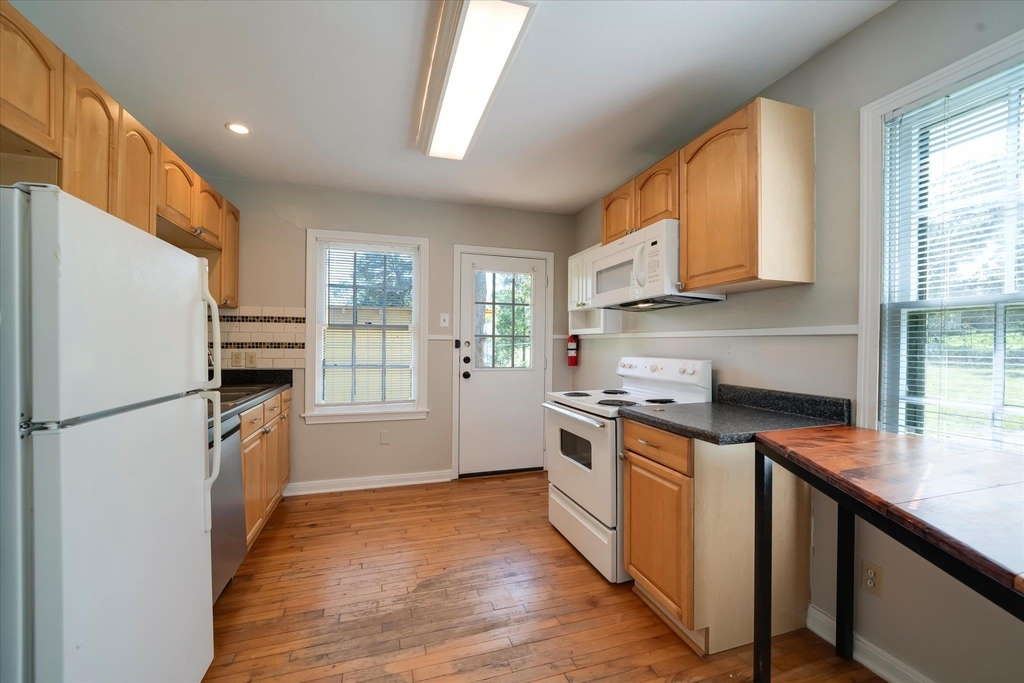 1732 Watterson Rd - Photo 6