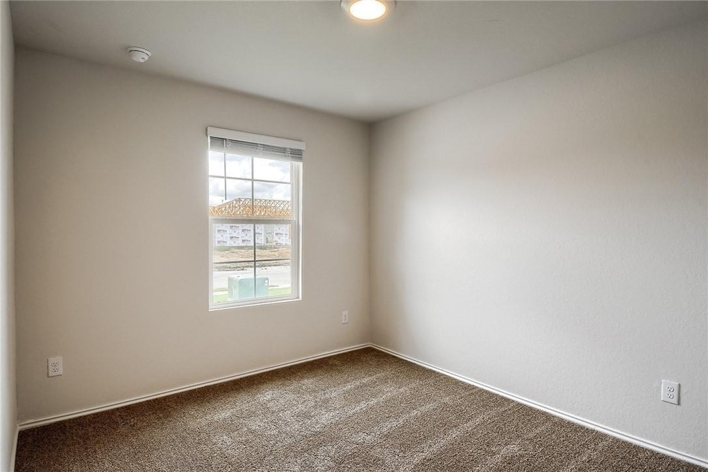 745 Adler Way - Photo 14