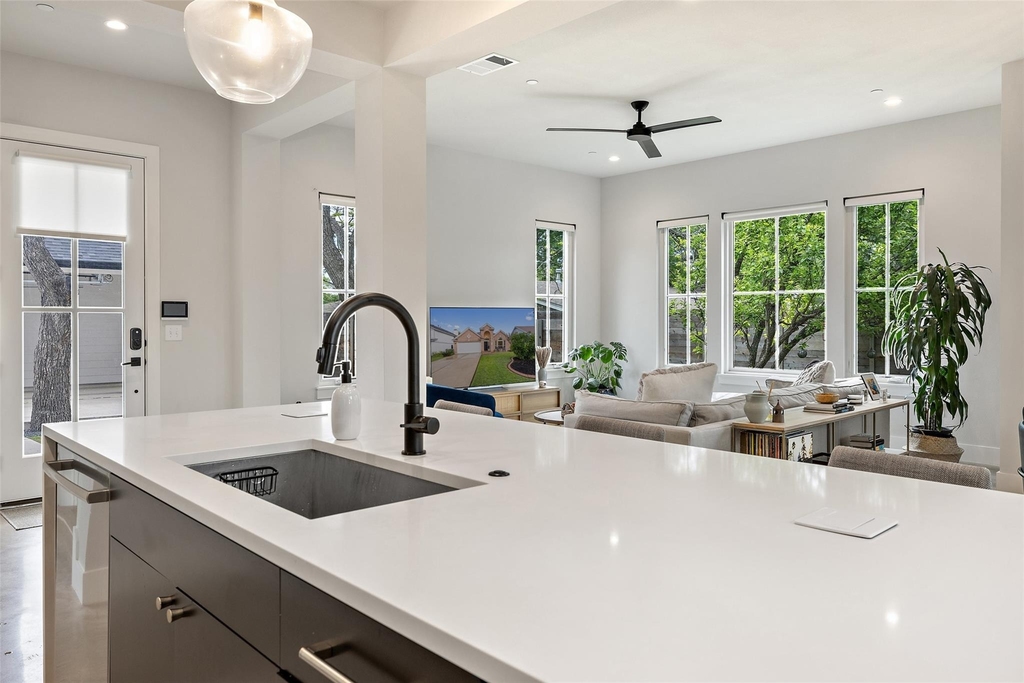 1504 Ruth Ave - Photo 16