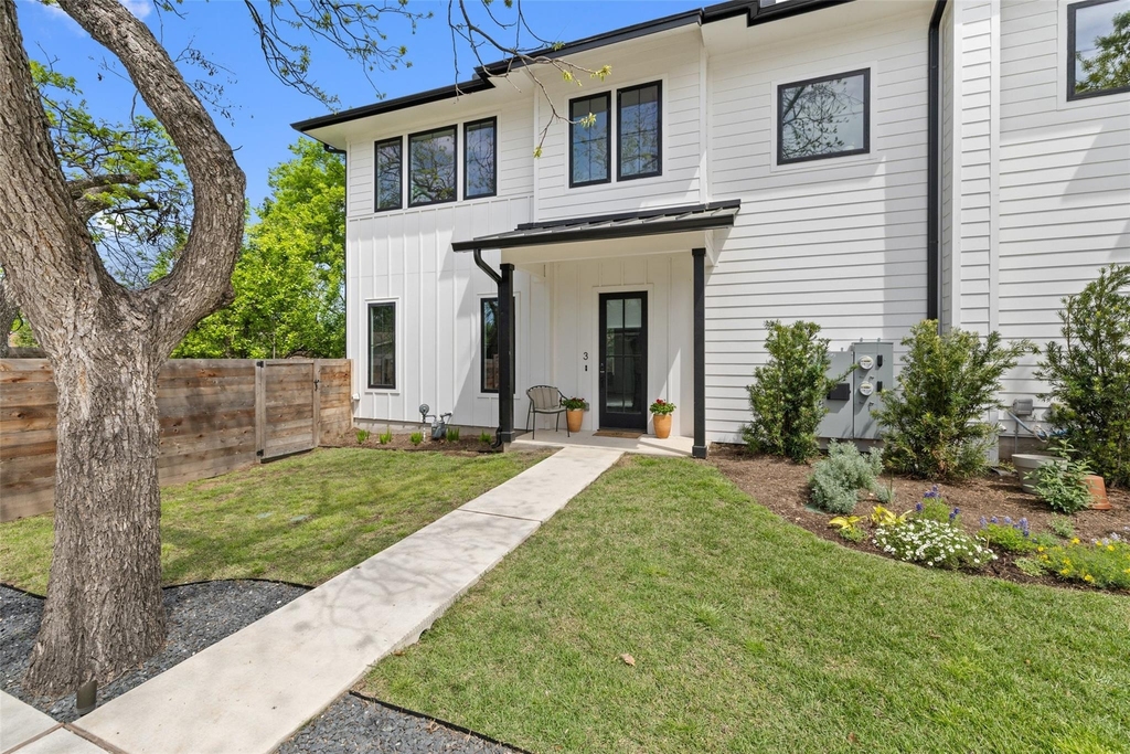 1504 Ruth Ave - Photo 0