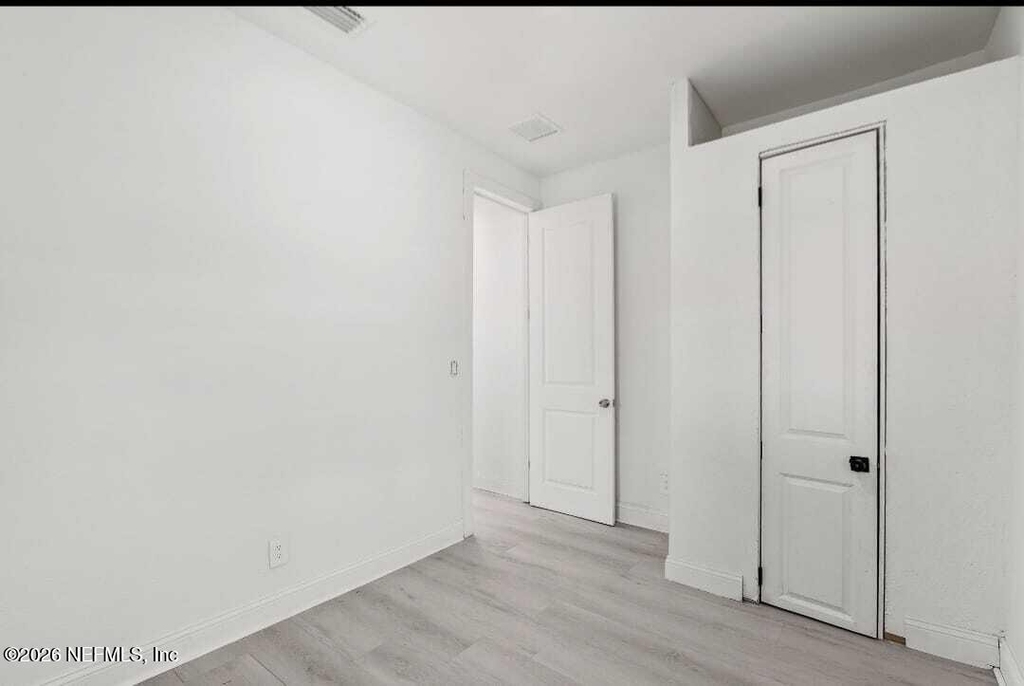 2006 Myrtle Avenue N - Photo 1