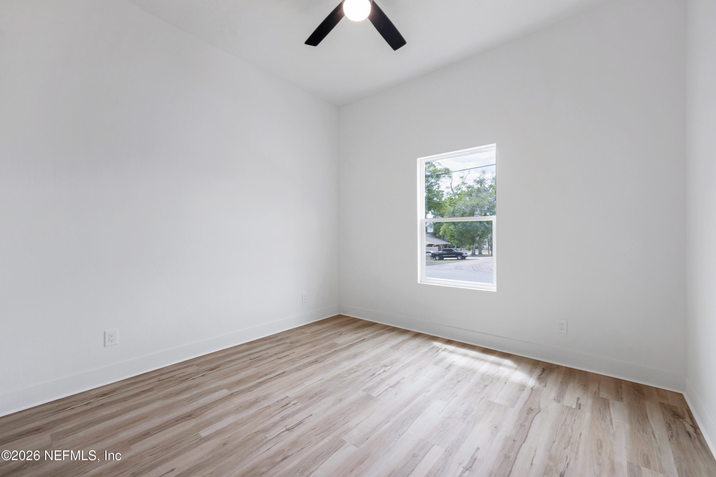 7465 Donald Street - Photo 22