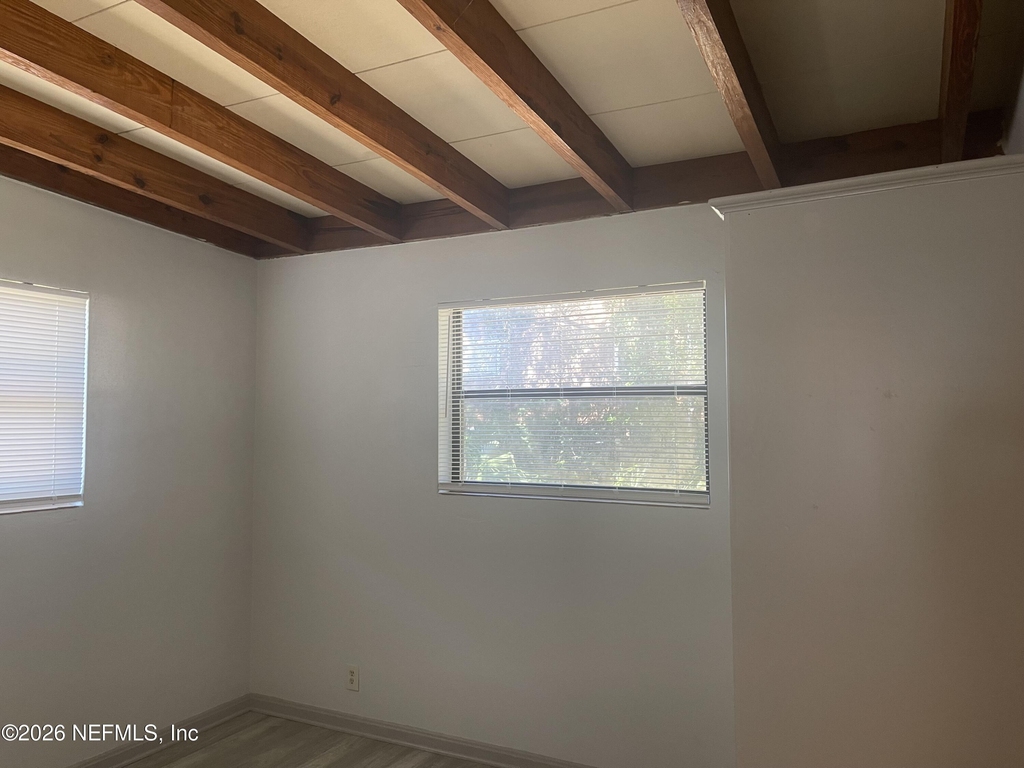 530 Myra Street - Photo 17