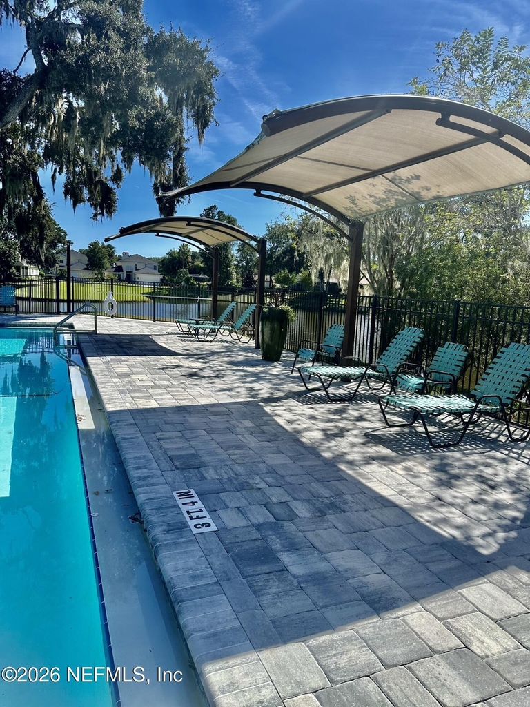 133 Bermuda Court - Photo 14
