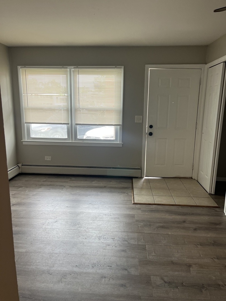 1340 N Main Street - Photo 1