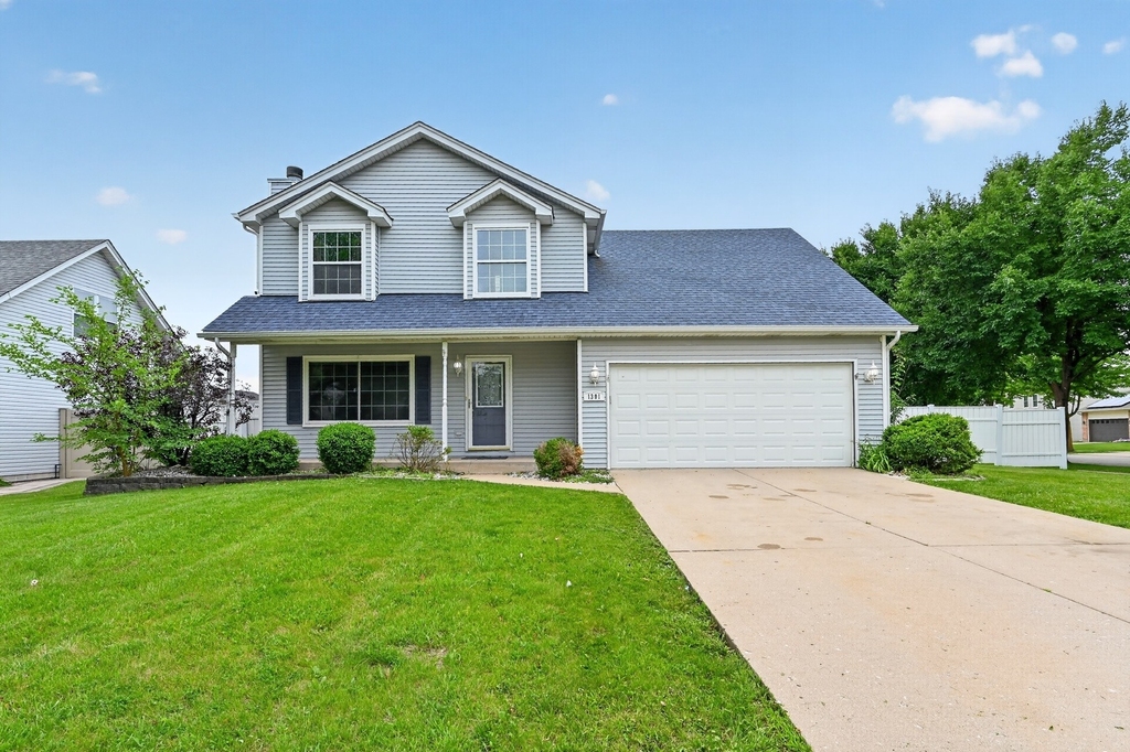 1301 Brookfield Drive - Photo 0