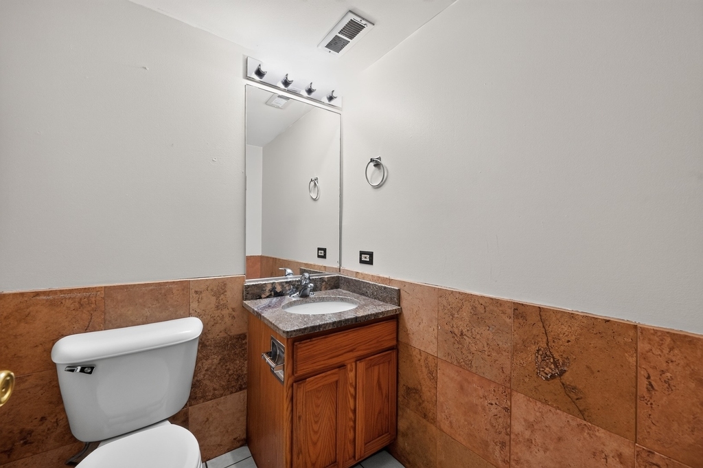 1301 Brookfield Drive - Photo 8