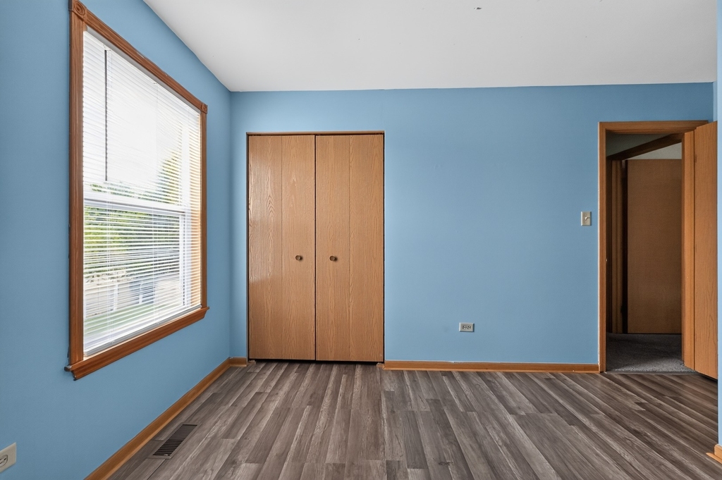 1301 Brookfield Drive - Photo 13