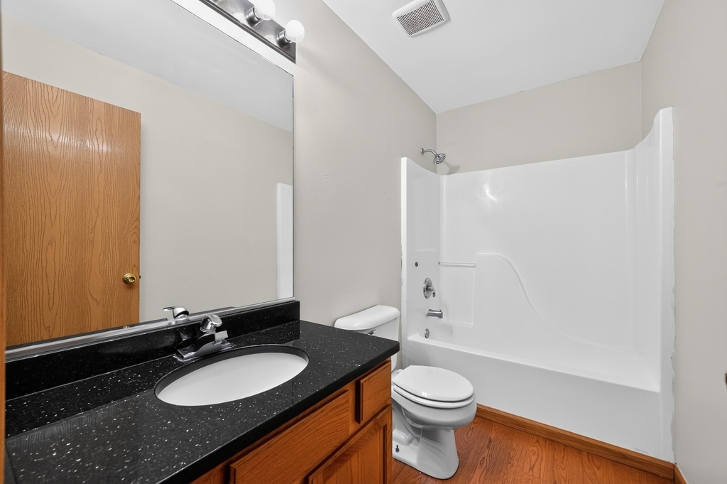 1301 Brookfield Drive - Photo 11