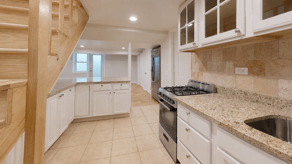 4635 W Peterson Avenue - Photo 17