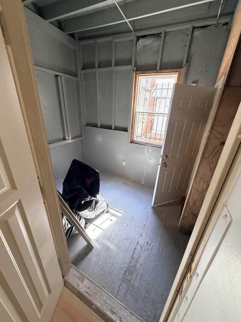 1455 N Washtenaw Avenue - Photo 10