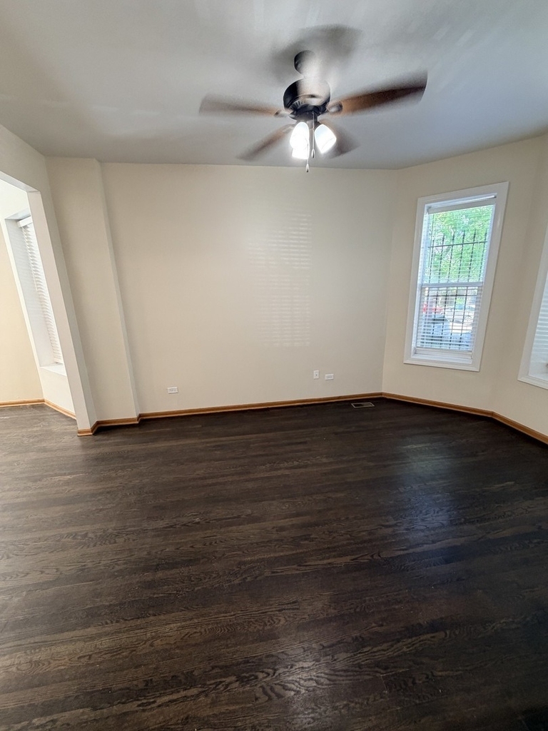 1455 N Washtenaw Avenue - Photo 1