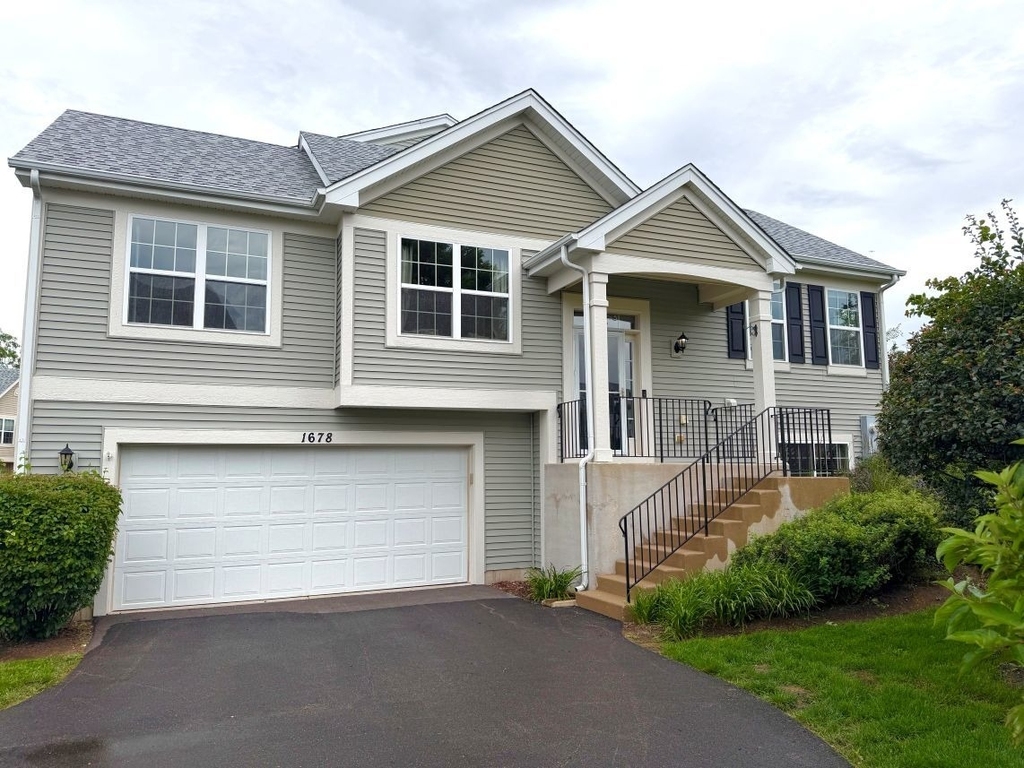 1678 Windward Drive - Photo 1